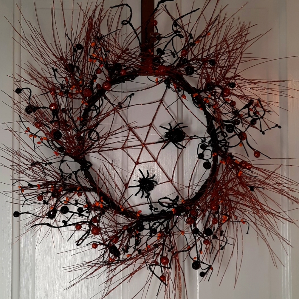 Orange Wreath Glitter Spider Web Halloween Door Wall Decor Spiders Whimsical NWT